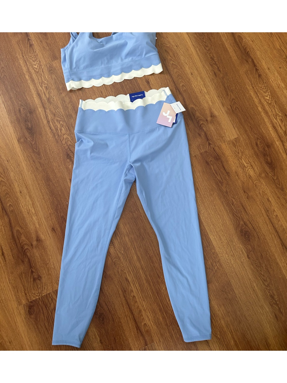 Joylab Light Blue Scalloped Trim Active Leggings Set